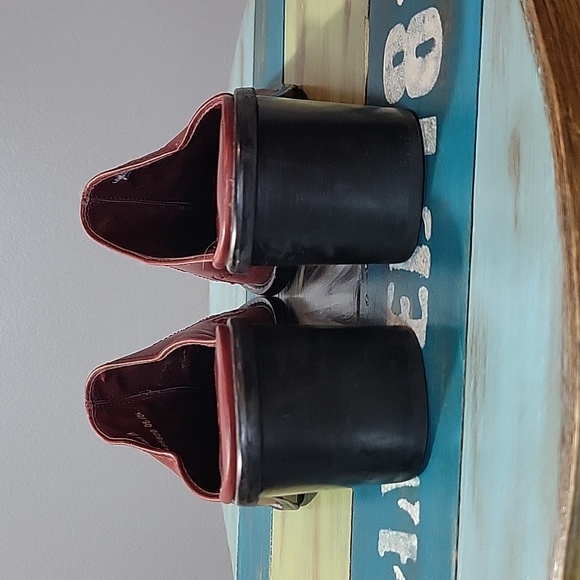 Bass leather shoes EUC - Picture 2 of 5